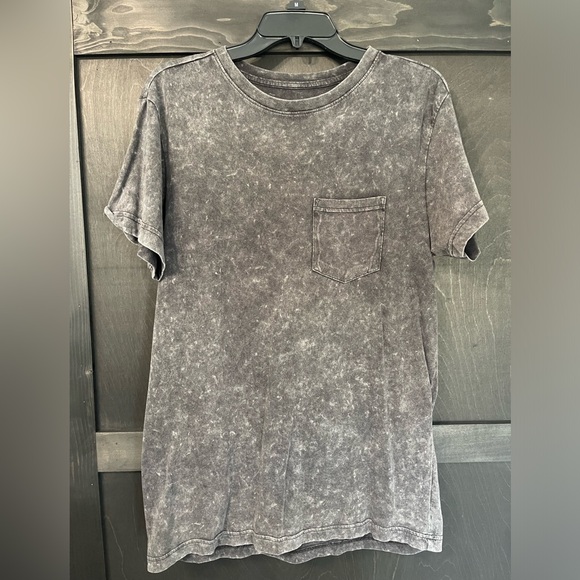 Men’s shirts. (5 size small) - Picture 10 of 15